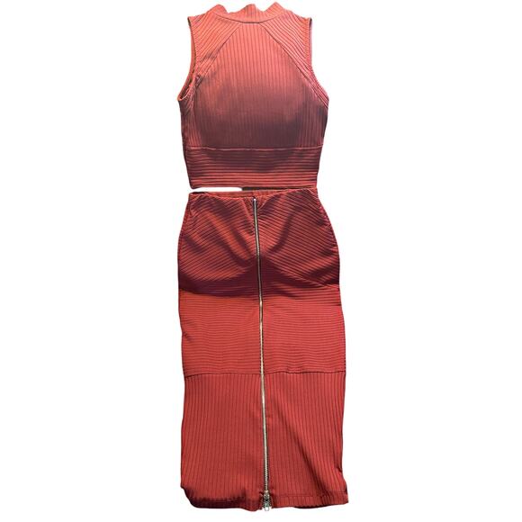 GUESS Burgundy Ribbed 2-Piece Set | Small - Picture 4 of 6